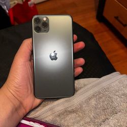 iPhone 11 pro max 64Gb Unlocked Wonderful Condition like new