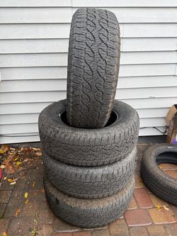 4 Goodyear tires 275/65/18