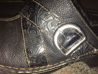 Clogs