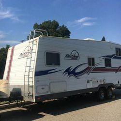 2008 Fleetwood redline