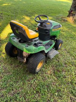 Lawn tractor
