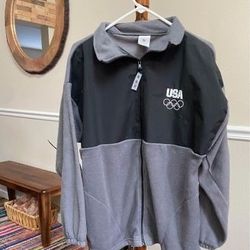 Olympic Team USA Fleece Sweater Size Large just $20 xox