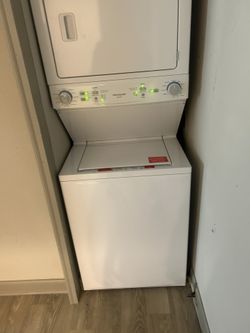 Like New Frigidaire Stackable