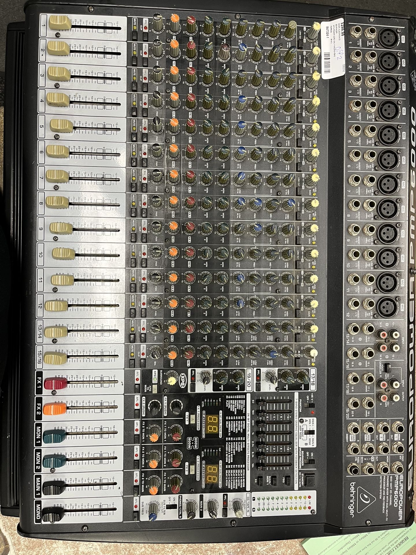 Behringer Mixer (847324-1)