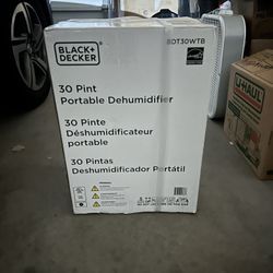 Black and Decker 30 Pint Portable Dehumidifier 
