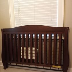 regular size baby crib