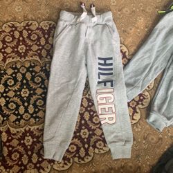 Joggers, Pants 5t Al Wash Clean, Smoke And Pets Free Home Price Is Firm