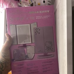 Hello Kitty Trifold Mirror Set 