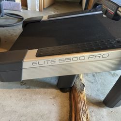 Nordictrack Elite 9500 Pro Treadmill