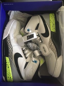 Nike Jordan Legacy 312 size 11.5