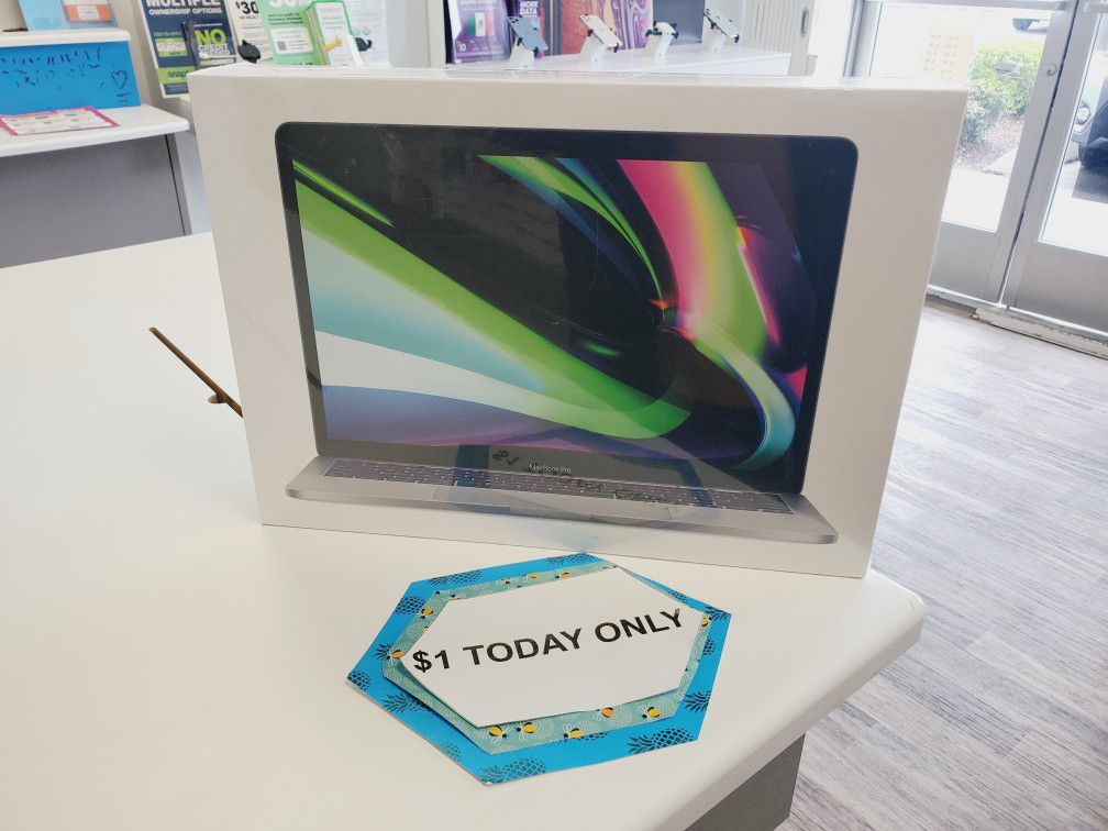 Apple MacBook Pro 14-inch 2021- 90 DAY WARRANTY - $1 DOWN - NO CREDIT NEEDED 