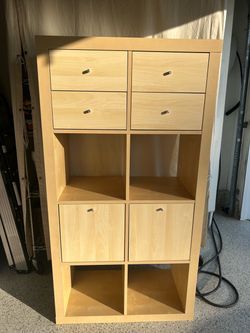 Cabinet drawers compartments