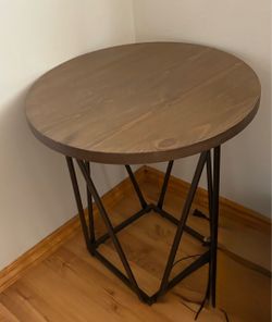 Round Wood Top Side Table with Metal Base
