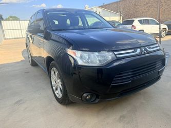 2014 Mitsubishi Outlander