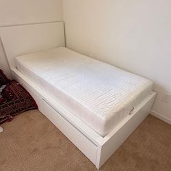 Twin Bed with Mattress 