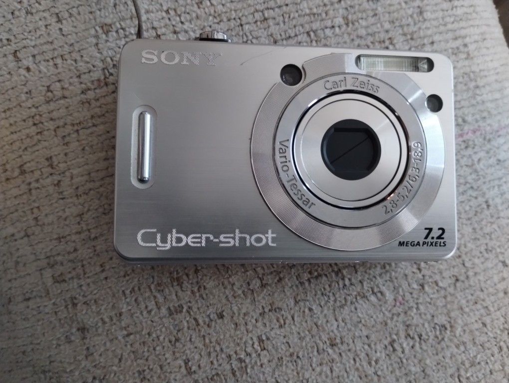 Sony Cyber-Shot Camera