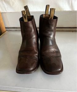 100% leather size 9.5