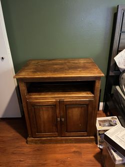 Vintage Wooden Cabinet