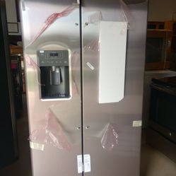 GE Refrigerator Stailess steel