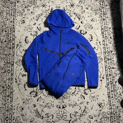 Nike Tech Tracksuit / set