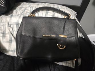 MK purse