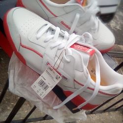 Reebok 