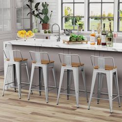 Andeworld Metal Bar Stools Set of 4 Kitchen Counter Stools Bristro Barstools Industrial Bar Stools (26 Inch, Silver with Wooden Seats)