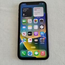 Like New iPhone 11 Unlocked 64 Gb