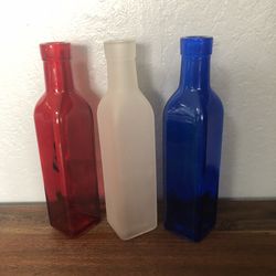 Decorative bottles, set of three in decorative box