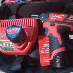 Milwaukee  Drill