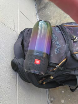 JBL Pulse 3