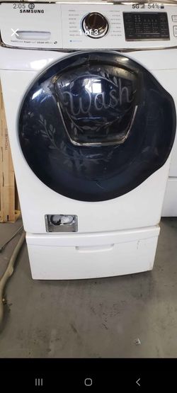 Samsung 7.5 Cubic Feet STEAM PLUS XL Front Load Washer With Pedestal and Bottom Drawer