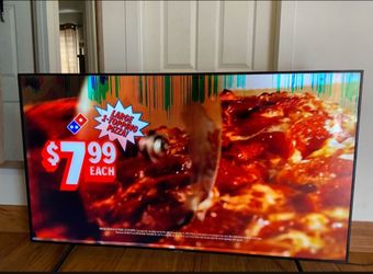 Samsung 70 inch smart tv screen has green spots