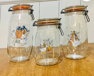 Vintage Arcoroc French Glass Canister set (3)