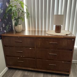 6 drawer wood dresser