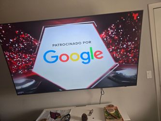 Used 75 in Samsung  smart tv