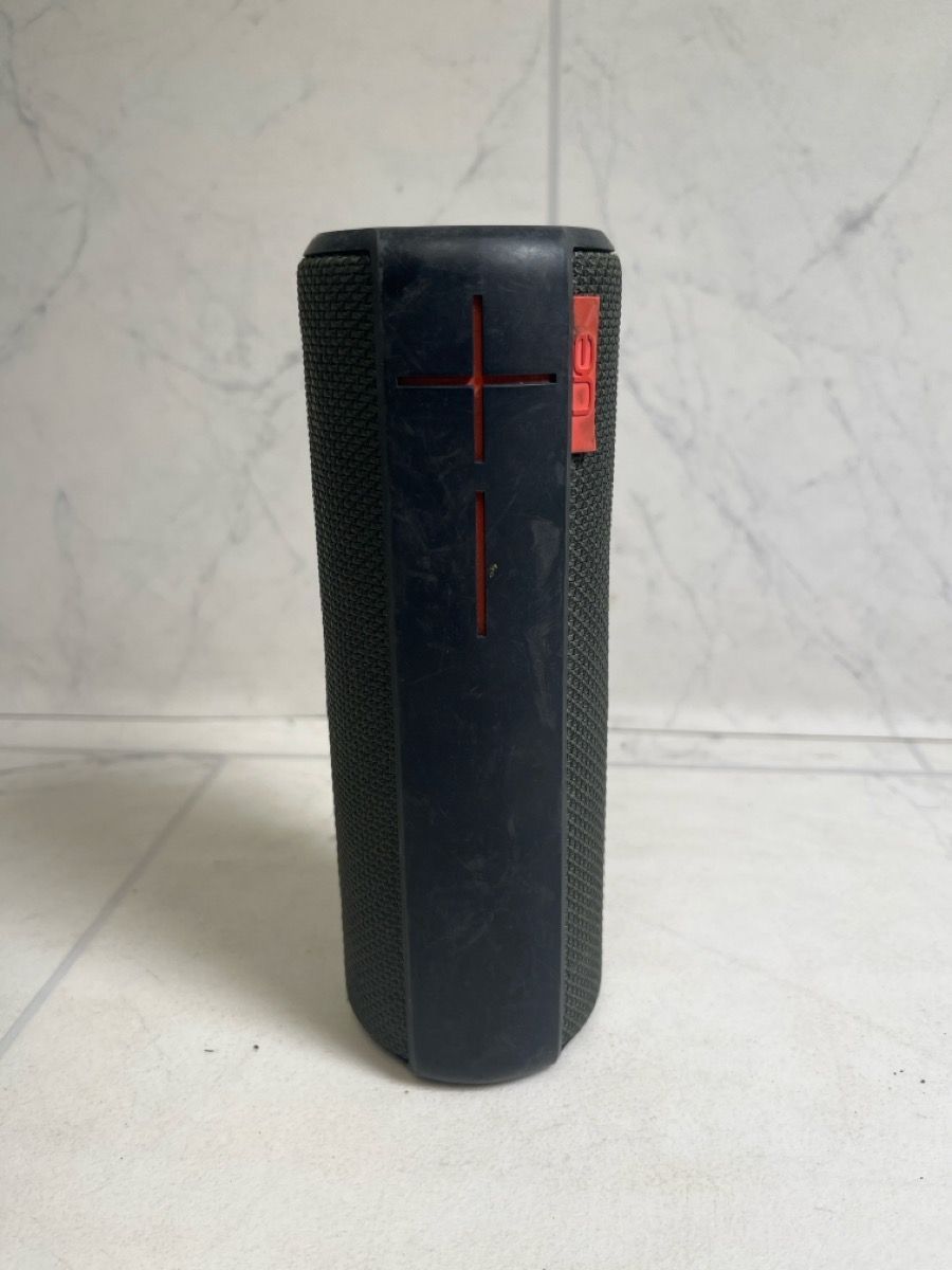 UE BOOM S-00122 Wireless Bluetooth Speaker – Portable Waterproof Design (A1G010598)