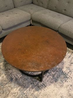 Round coffee table.
