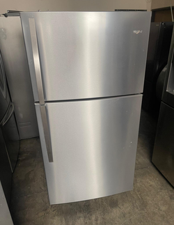 Whirlpool Top Freezer Fridge – Stainless, Ice Maker