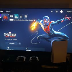 Ps5 And 2 Good Controllers 