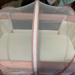 Pink Bedside Bassinet 
