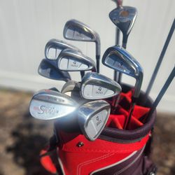 ⛳️ TaylorMade Golf Clubs Set