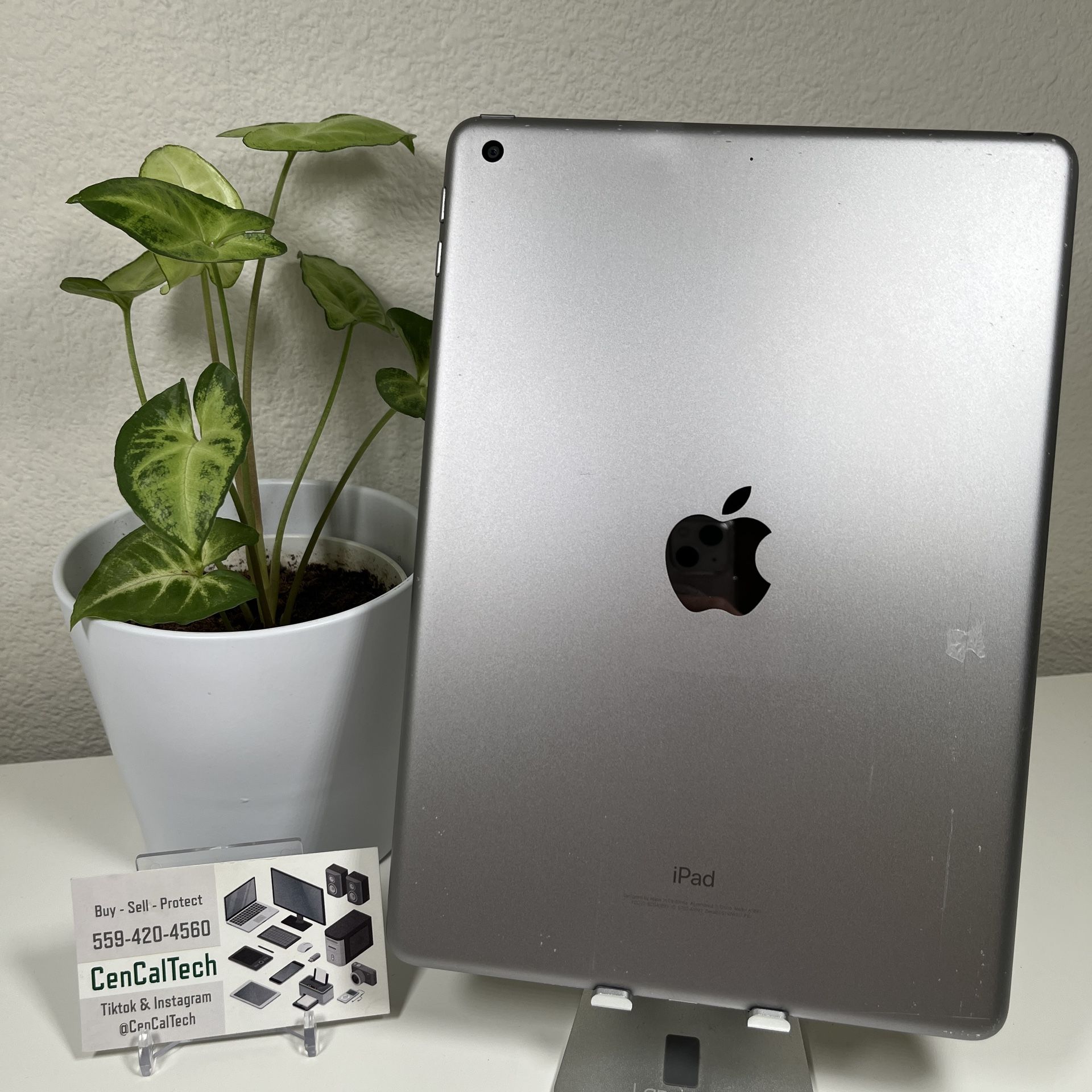 iPad 6th Gen 32gb Wifi 95% 🔋 Health In Good Condition. Fully Fuctional