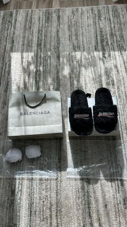 black fur balenciaga slides size - 11