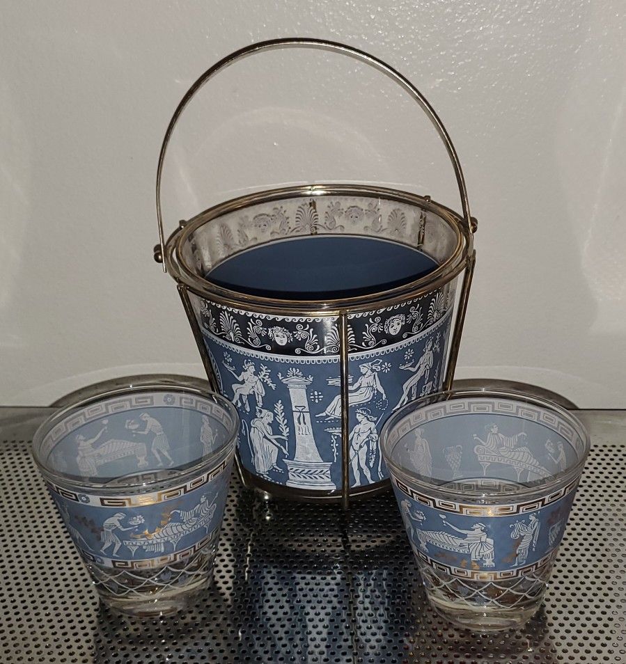 4pc Total-Vintage Glass Ice Bucket With Metal Carrier And 2 Cups