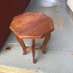 Small Lamp Table