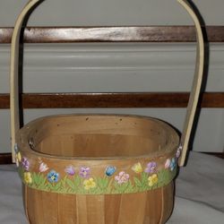 Square Wood (Easter) Basket with Flower Trim