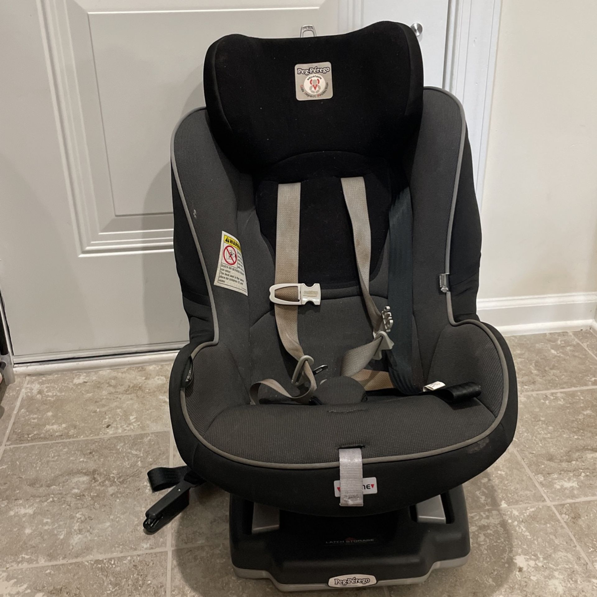 Peg Perego car seat 