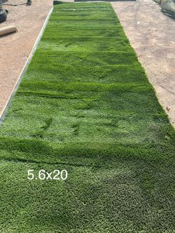 5.6x20 artificial turf