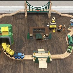 Thomas & Friends Wooden Train Set ( Donald & Douglas twin’s)